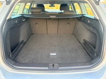 Volkswagen Passat B8 Variant Facelifting 2.0 TDI SCR 150KM 2021 VW Passat B8 Lift Kombi 2.0D Automat, zdjęcie 11