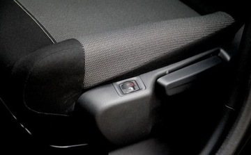 Citroen C3 Aircross  I Crossover Facelifting 1.2 PureTech 130KM 2023 Citroen C3 Aircross 1.2 PureTech Shine Pack SS EAT6 Automat SalonPL Gwar, zdjęcie 25