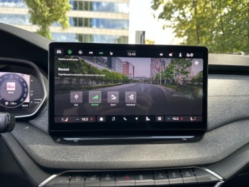 Skoda Octavia IV Liftback 1.5 TSI EVO 150KM 2024 Skoda Octavia Selection 1.5 e-TSI 150KM Kamera cof, zdjęcie 19