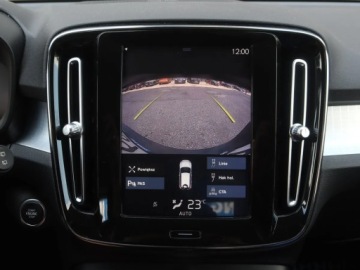 Volvo XC40 Crossover 2.0 D3 150KM 2019 Volvo XC40 D3, Salon Polska, Serwis ASO, Automat, zdjęcie 16