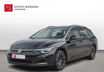 Volkswagen Golf VIII Variant 2.0 TDI 115KM 2021 Volkswagen Golf SalonPL 2.0TDI 115KM Style LED Plus Alu17 Masaz Pakiety AC