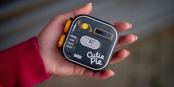 Светодиодная лампа Newell RGB Cutie Pie 2500-9900 К черный