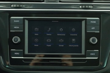 Volkswagen Tiguan II SUV Facelifting 2.0 TSI 190KM 2022 VW Tiguan 2.0 TSI, Salon Polska, 4X4, DSG, zdjęcie 10