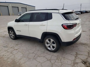 Jeep Compass II 2021 Jeep Compass 2021 JEEP COMPASS LATITUDE 2.4 Benzyna 180KM, zdjęcie 4