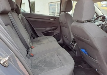 Volkswagen Golf VIII Variant 1.5 TSI 150KM 2021 Volkswagen Golf STYLE 1.5 TSI 150KM Czujniki Tempomat LED Clima ASO, zdjęcie 6