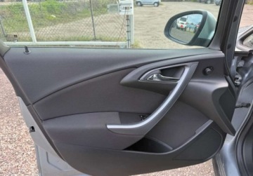 Opel Astra J Sports Tourer Facelifting 1.6 Twinport ECOTEC 115KM 2013 Opel Astra 1 wlasciciel, auto bezwypadkowy, NISKI POTWIERDZONY PRZEBIEG, zdjęcie 8