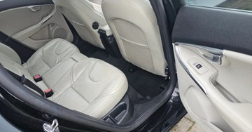 Volvo V40 II Hatchback Facelifting 2.0 D2 120KM 2018 Volvo V40 2018 r. Full LED SKORA nawigacja 2.0 Diesel 120KM, zdjęcie 23