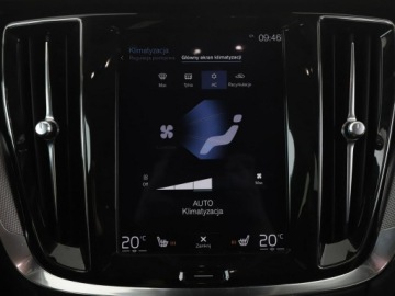 Volvo V60 II  Kombi 2.0 T5 250KM 2019 Volvo V60 Inscription T5 automat skóra navi, zdjęcie 24