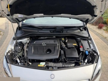 Mercedes Klasa B W246 Sports Tourer 180 CDI 109KM 2015 Mercedes-Benz Klasa B 180 CDI 7G-DCT 109KM 2015r, zdjęcie 18