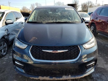 Chrysler Pacifica II 2022 Chrysler Pacifica Hybrid Limited 2022 3.6l 3.6 Hybryda 260KM, zdjęcie 5