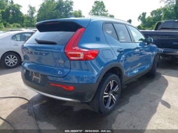 Volvo XC40 2023 Volvo XC 40 2023r, B5, 4x4, 2.0L 2.0 Benzyna 252KM, zdjęcie 6