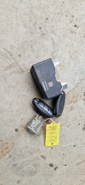 Nissan qashqai J11 stacyjka kluczyki TANIO