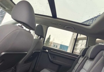 Volkswagen Touran II 1.6 TDI 105KM 2011 Volkswagen Touran Volkswagen Touran 1.6 TDI DPF Highline 1.6 Diesel 105KM, zdjęcie 10