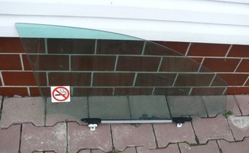 SKLO (OKNO) BOČNÍ DVEŘE LEVÝ PŘEDNÍ TOYOTA AVENSIS II 2 T25 FACELIFT 06-09 2007R.