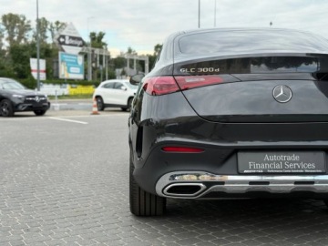 Mercedes GLC C254/X254 SUV 2.0 300d 269KM 2025 Mercedes-Benz GLC GLC300d Coupe AMG 2.0 Diesel 269KM, zdjęcie 19