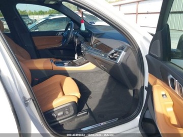 BMW X5 G05 2024 BMW X5 sdrive40i, 2024r., 3.0L 3.0 Benzyna 375KM, zdjęcie 8