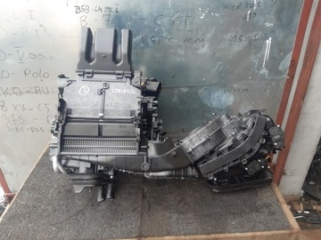 NAGRZEWNICA 4M1820001K VW TOUAREG III