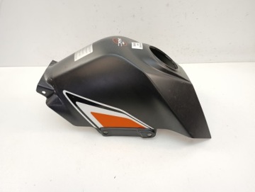 KTM RC 125 14-19 КРЫШКА ЗАЛИВНОЙ ГОРЛОВИНЫ БАКА