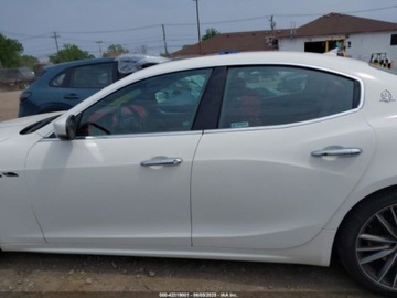 Maserati Ghibli III 2020 Maserati Ghibli S Q4 2020 3.0l 3.0 Benzyna 424KM, zdjęcie 2