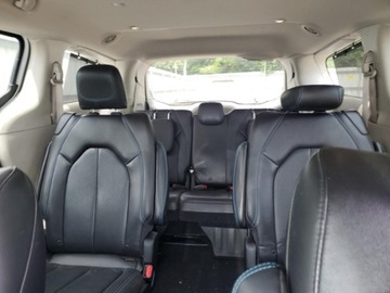 Chrysler Pacifica II 3.6 V6 291KM 2021 Chrysler Pacifica 2021r., Touring L, 3.6L, od ubezpieczalni 3.6 Benzyna, zdjęcie 9