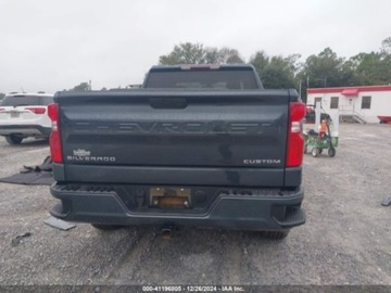 Chevrolet Silverado II 2021 Chevrolet Silverado 2021r., 1500 DOUBLE CAB STANDARD, od ubezpieczalni 2.7, zdjęcie 5