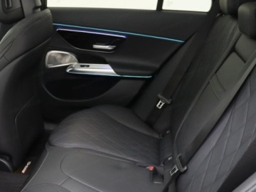 Mercedes Klasa E W214 All-Terrain 2.0 220d 197KM 2025 E Klasa 220 d 4-Matic All-Terrain Avantgarde Estate 2.0 (197KM) 2025, zdjęcie 13