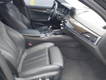 BMW Seria 5 G30-G31 2019 BMW Seria 5 2019 BMW 530I 2.0 Benzyna 248KM, zdjęcie 8