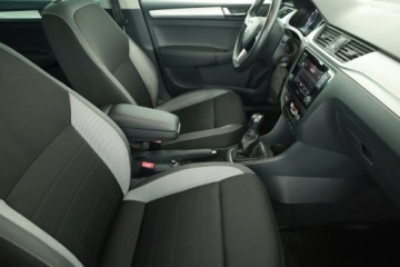 Skoda Rapid II Liftback Facelifting 1.0 TSI 110KM 2019 Skoda Rapid 1.0 TSI, Salon Polska, 1. Właściciel, zdjęcie 6