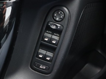 Citroen C3 II Hatchback 1.2 VTI 82KM 2012 Citroen C3 1.2 VTi, Klima,ALU, El. szyby, zdjęcie 17