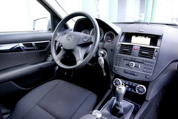 Mercedes Klasa C W204 Limuzyna 1.8 180 K 156KM 2010 Mercedes C 180 1.8 156KM/Klimatronic/ 6 Biegów/, zdjęcie 12