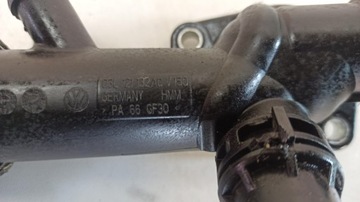 AUDI A4 B8 A6 C7 POUZDRO TERMOSTATU 03L121132AC