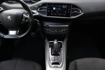 Peugeot 308 II SW Facelifting 1.2 PureTech 130KM 2018 Peugeot 308 1.2 PureTech, Salon Polska, Automat, zdjęcie 11