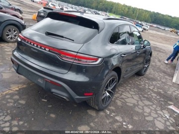 Porsche Macan 2023 Porsche Macan 2023r, T, 2.0L, 4x4 2.0 Benzyna 261KM, zdjęcie 6