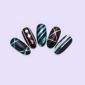 Серебряная лента для украшения ногтей