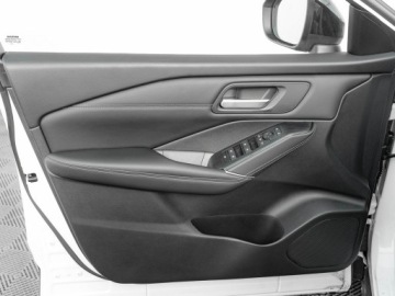 Nissan Qashqai III Crossover 1.3 DIG-T MHEV 158KM 2023 Nissan Qashqai PY70923#1.3 DIG-T mHEV N-Connecta, zdjęcie 9