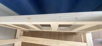 Деревянная детская кровать 80x180 с узлами сырой