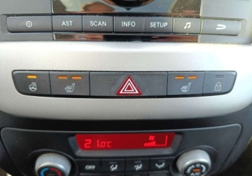 Kia Venga Mikrovan 1.6 CRDi 128KM 2015 Kia Venga 1.6 ON 128KM L Serwis ASO Gwarancja Podgrzewane fotele 1.6 Diesel, zdjęcie 14