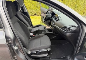 Fiat Tipo II Sedan 1.4 T-Jet LPG 120KM 2017 Fiat Tipo 1,4 T 120KM Led Climatronic NAVI KAMERA Bezwypadkowy Serwis, zdjęcie 29