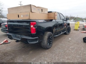 Chevrolet Silverado II 2020 Chevrolet Silverado 1500, V8 6.2L 420KM, 4x4, z ubezpieczalni. 6.2 Benzyna, zdjęcie 3