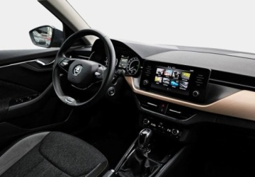 Skoda Kamiq Crossover 1.0 TSI 110KM 2022 Skoda Kamiq Niski przebieg - Tempomat ACC 210kmh - Czujniki - Kamera - Fak, zdjęcie 34