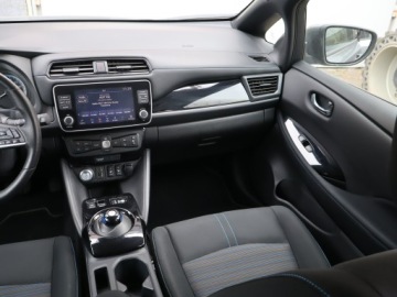 Nissan Leaf II Hatchback Elektryczny 40kWh 150KM 2022 Nissan Leaf 40 kWh, SoH 94%, Salon Polska, zdjęcie 7