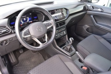 Volkswagen T-Cross SUV 1.0 TSI 110KM 2023 Volkswagen T-Cross SalonPL 1.0TSI 110KM LIFE ACC Autoalarm PreCrash Klimat, zdjęcie 8