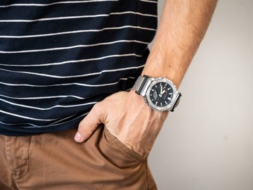 MĘSKI ZEGAREK CASIO GM-2100C-5AER G-SHOCK NA PASKU