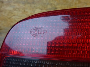 GOLF IV GTI V6 SVĚTLO PRAVÁ ZADNÍ KOUŘOVÝ HELLA 1J6945257