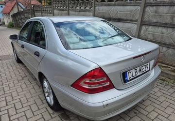 Mercedes Klasa C W203 Sedan W203 1.8 (C 180 Kompressor) 143KM 2002 Mercedes-Benz Klasa C Mercedes-Benz Klasa C 180 Kompressor Classic 1.8, zdjęcie 5