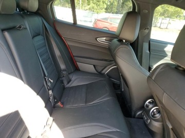 Alfa Romeo Giulia II 2022 Alfa Romeo Giulia Quadrifoglio 2022 2.9l 2.9 Benzyna 505KM, zdjęcie 10