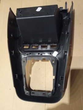 Консоль с отделением для хранения Volkswagen Golf VI Plus 5M1863476D