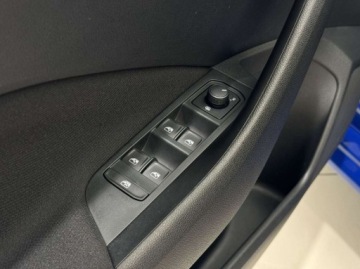 Skoda Scala Hatchback 1.5 TSI 150KM 2023 Skoda Scala Ambition CarPlayAndroid Auto LED Czujniki parkowania 1.5, zdjęcie 18