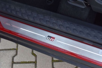 Toyota C-HR I Crossover Facelifting 2.0 Hybrid Dynamic Force 184KM 2021 Toyota C-HR SalonPL 2.0 Hybrid GR Sport 184KM e-CVT ASO Safety Sense 2 FV23, zdjęcie 26