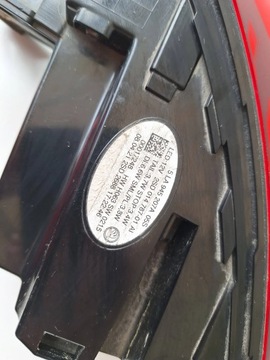 SKODA ENYAQ 5LA SVĚTLO LEVÝ ZADNÍ 5LA945207 A ORIGINÁLNÍ